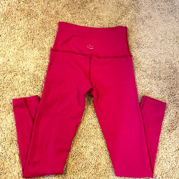 Beyond Yoga Pants - Beyond Yoga | S | Magenta Leggings